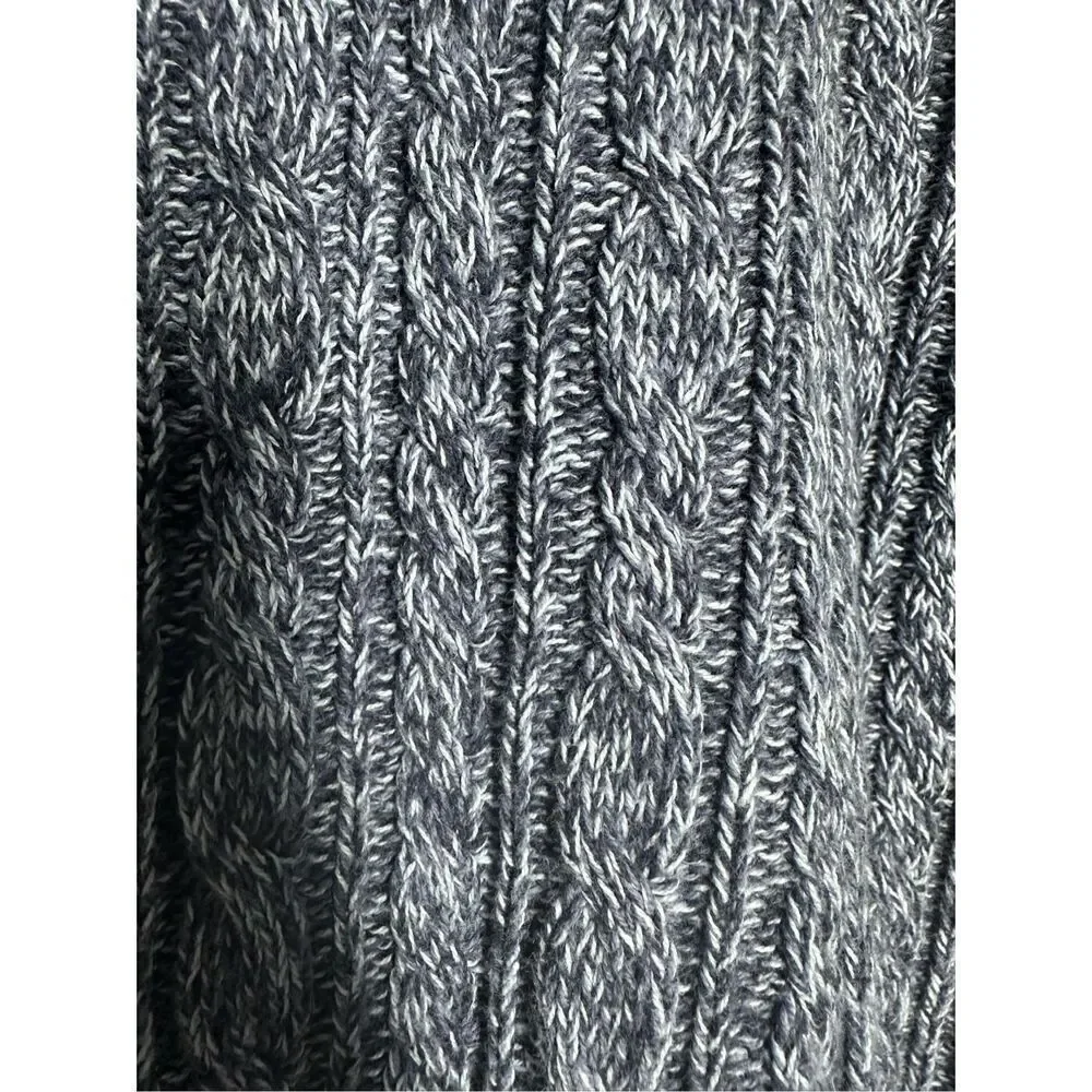 croft & barrow Blue V-Neck Cable Knit Sweater - fits more like a 1x